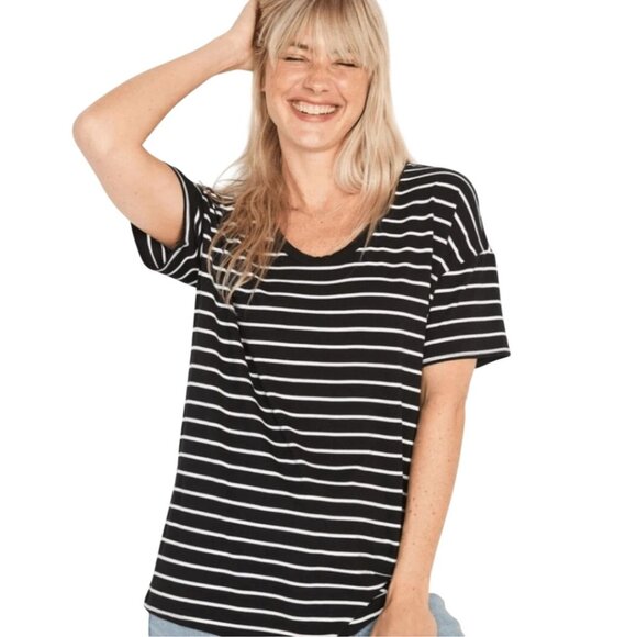 Old Navy Tops - Old Navy Luxe T Shirt Size XS Striped Oversized Tunic Top Scoop Neck Black White